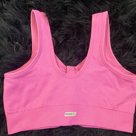Zip Up Sports Bra! - Picture 2 of 4